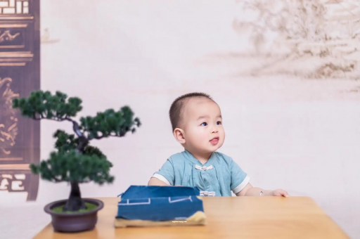 海门宝宝总是抠鼻子 海门宝宝总是抠鼻子